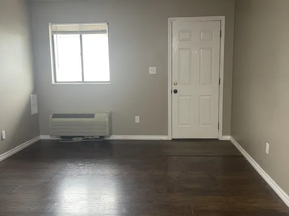 116 W Zupan St #2-40, Maryville, IL 62062