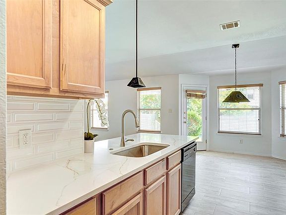 5th image of 1505 Ty Cobb Pl