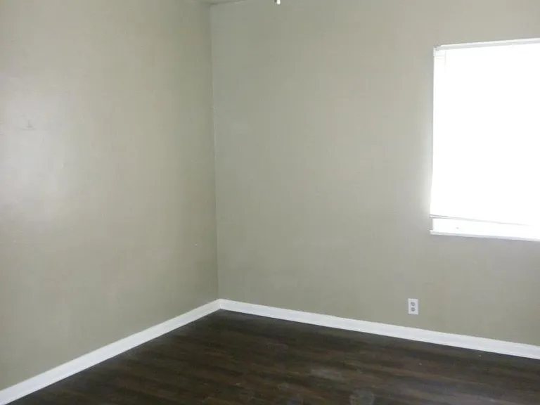 3425 Fairmount Blvd #6 — Photo 11