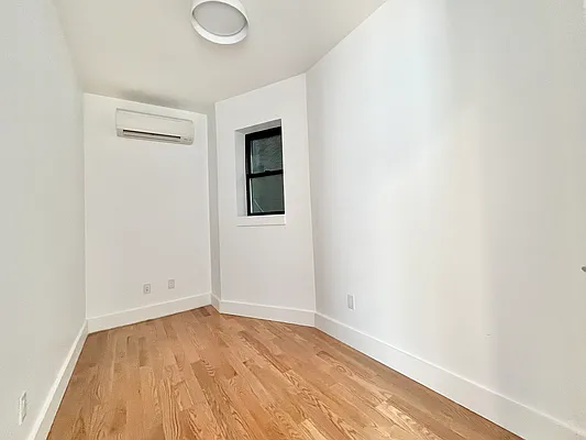 Rented by Hagstrom Management Inc | media 16