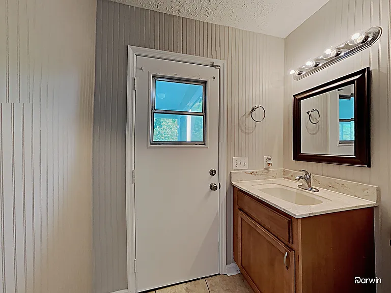 4215 SW Jarmer Rd — Photo 15