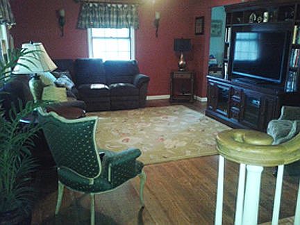 Living room 15 x 23