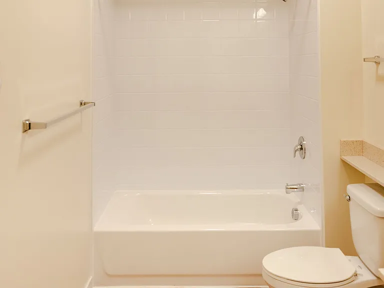 Library Place Apartments — Photo 5
