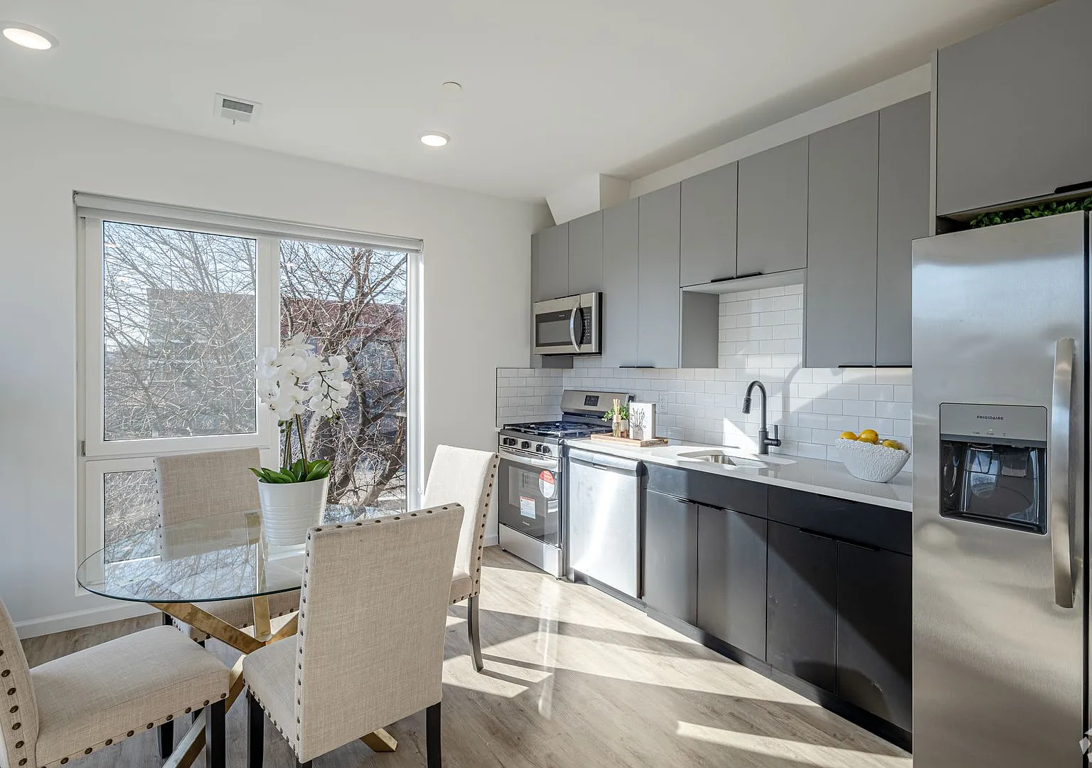 Welcome to The Unity Modern Living in the Heart of Newark — Photo 1