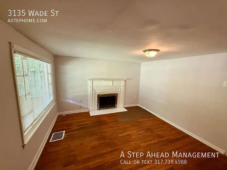 3135 Wade St — Photo 4