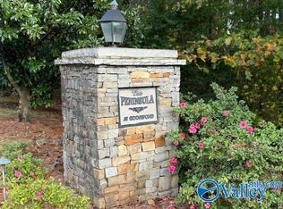 1759 Peninsula Dr, Scottsboro, AL 35769