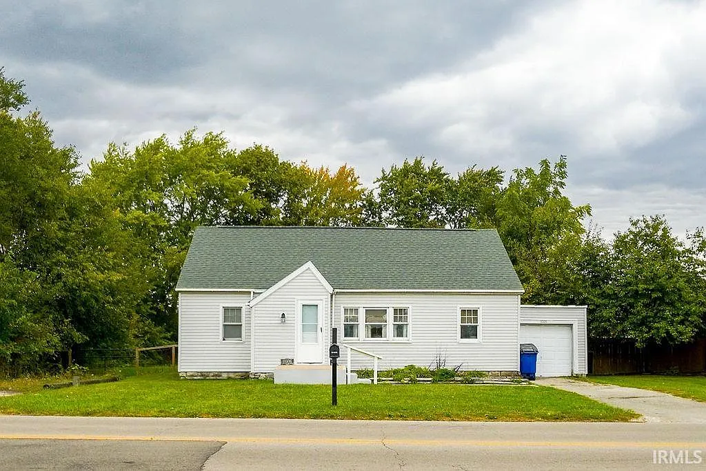 1006 W Kem Rd photo 1
