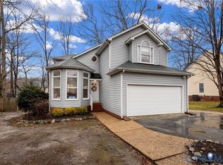 3113 Ramsey Dr, Chester, VA 23831