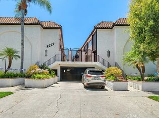 14433 Dickens St #25, Sherman Oaks, CA 91423