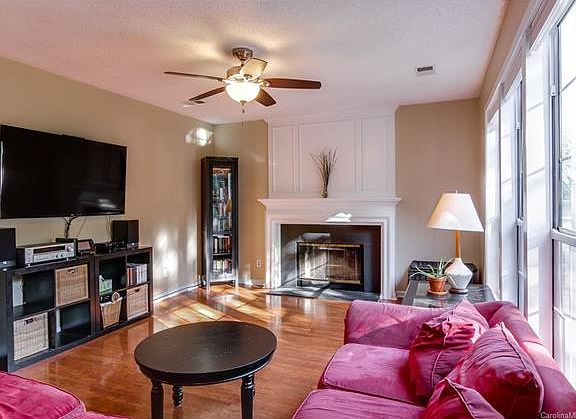 5th image of 13511 Duckett Ct