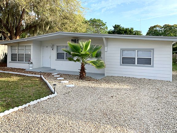 2nd image of 212 Palmetto St