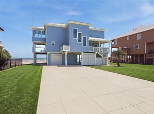 11851 Sunbather Ln, Galveston, TX 77554