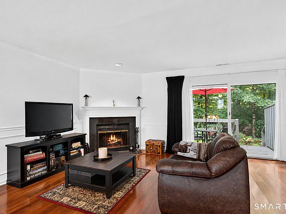 3rd image of 123 Old Belden Hill Road #40
