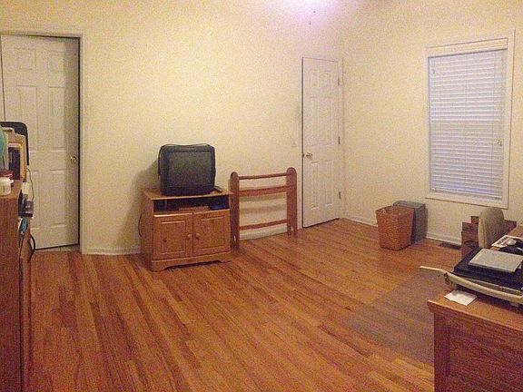 guest or computer room