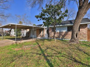 9834 Denning Dr, Houston, TX 77078