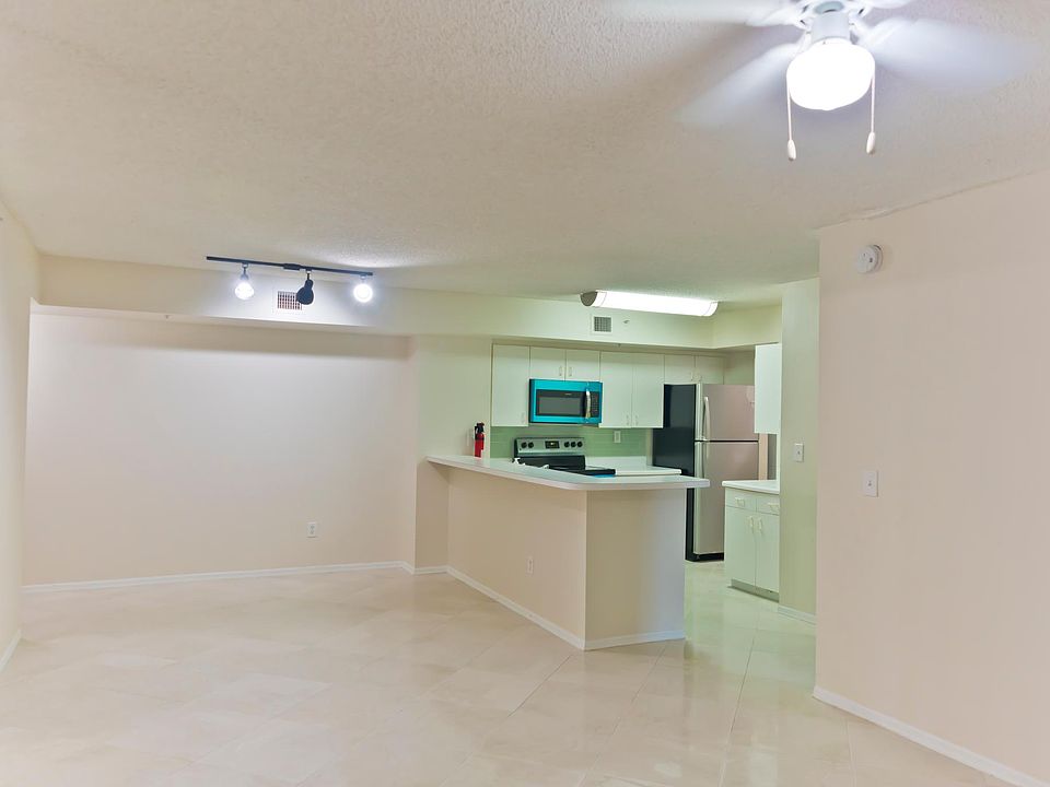 1st image of 2600 S University Dr APT 211