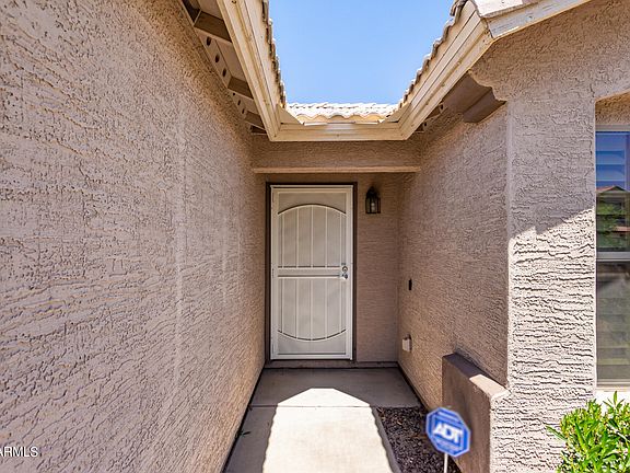 5th image of 9936 W HESS Street