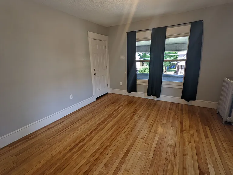 11 Morris St — Photo 14