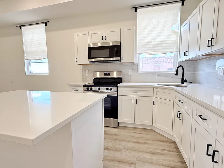 1240 Ritner St #3 — Photo 8