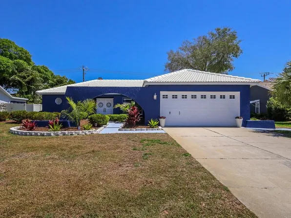1109 63rd St W, Bradenton, FL 34209