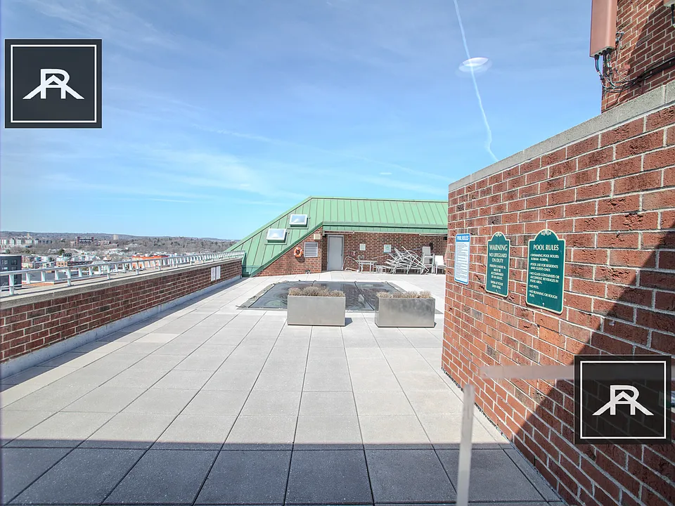 15 N Beacon St #608