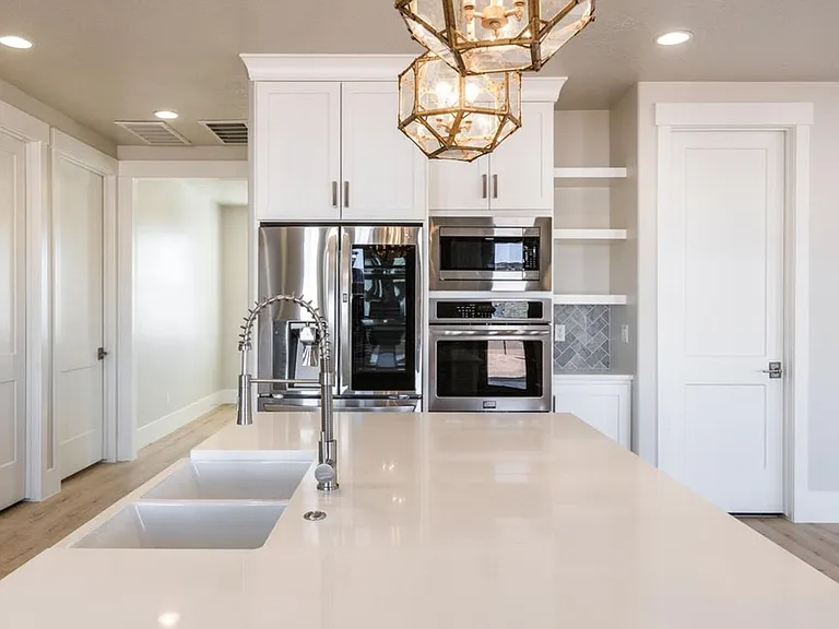 2811 S 3680 W — Photo 11