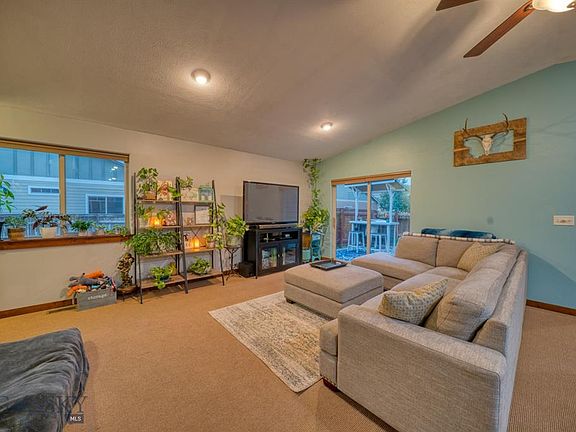5th image of 151 Covey Ct APT D