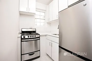 Rented by (Legacy) Elegran