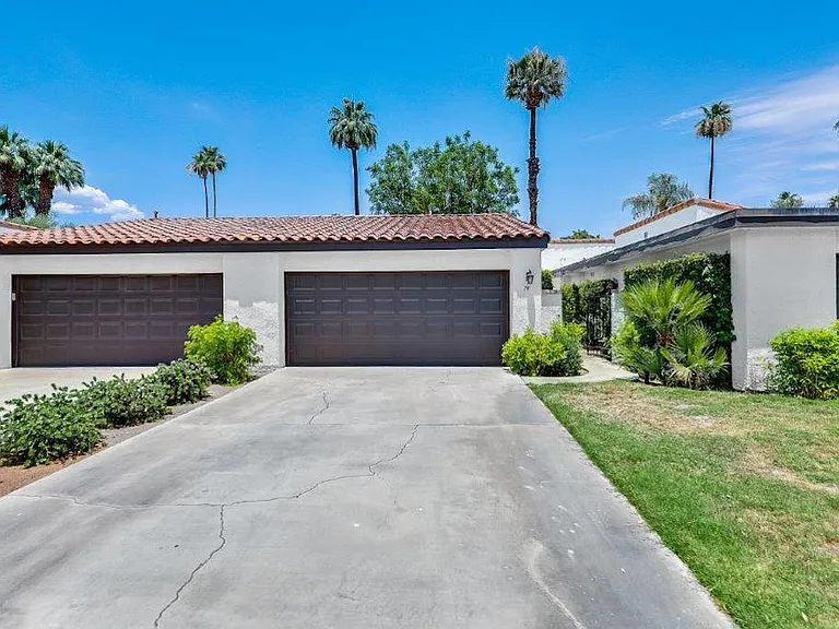 74 Avenida Las Palmas — Photo 20