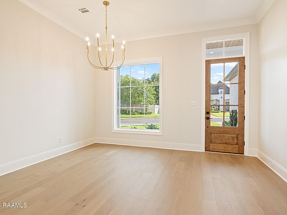 4th image of 114 Sanctuary Ln