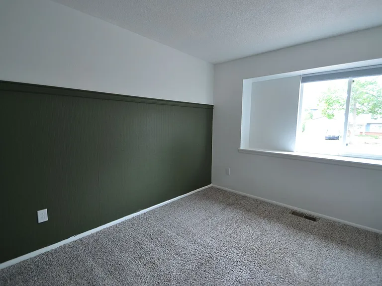 3106 Gomer Ave — Photo 11