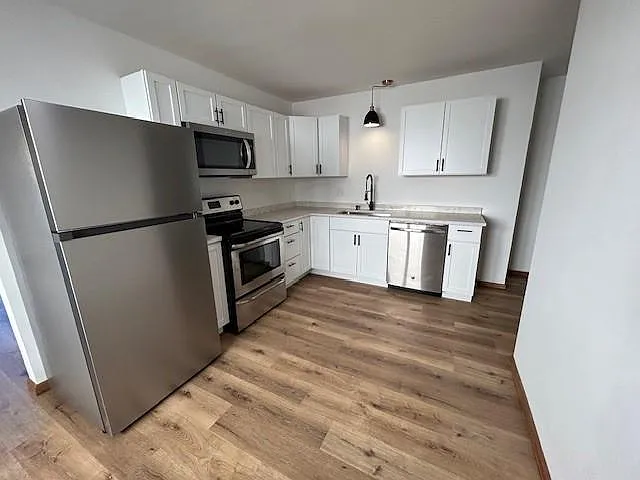 4748 4th Ave S — Photo 2