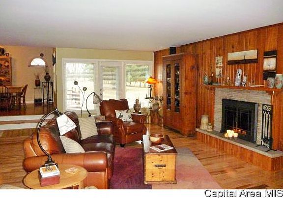 5th image of 2039 N Broad St
