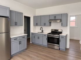 51 Schley St, Newark, NJ