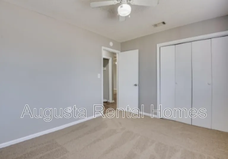 2449C Jennings Rd — Photo 16
