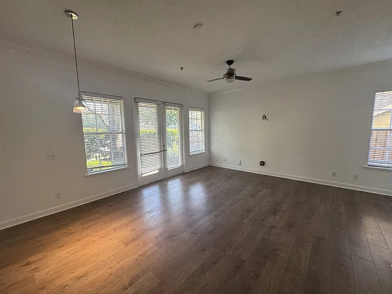 3210 W Horatio St #1 — Photo 9
