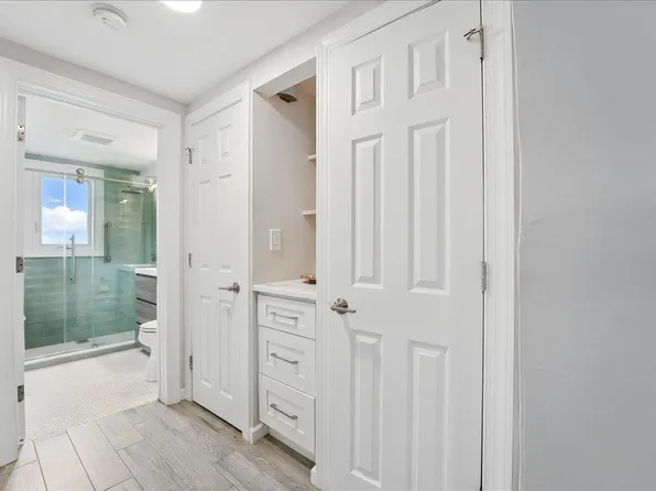 221 Terrace Avenue image 16 of 37