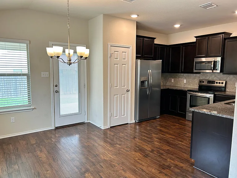 1309 Juneberry Park Dr — Photo 7