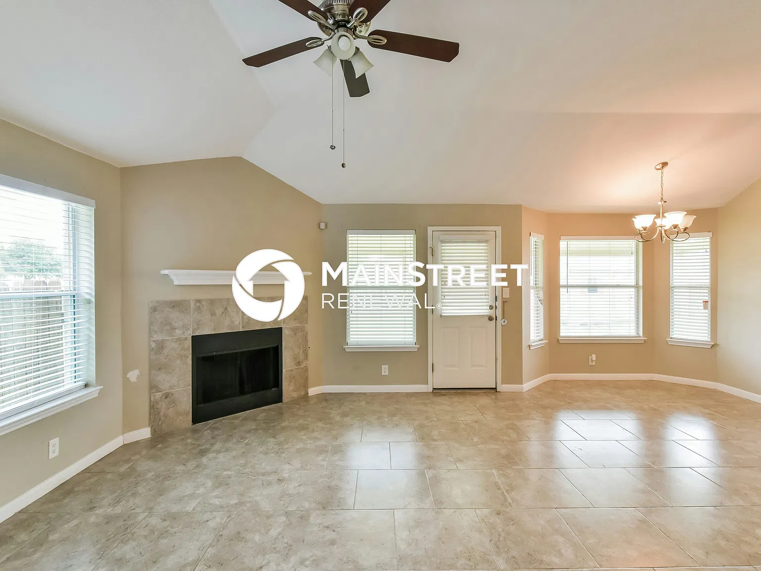 9030 Trumpet Cir — Photo 4