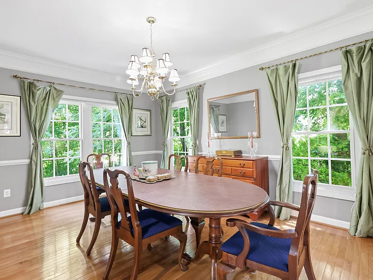 5767 Bush Hill Dr — Photo 15