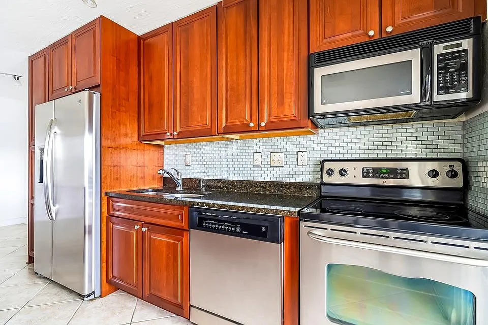1 bed, 1.0 bath, 747 sqft, $2,500 — Photo 4