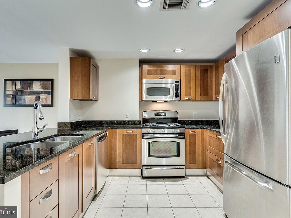 1st image of 2451 Midtown Ave #615