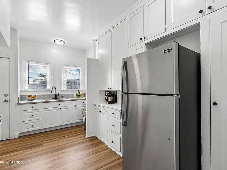 2808 12th Ave #2808 — Photo 4