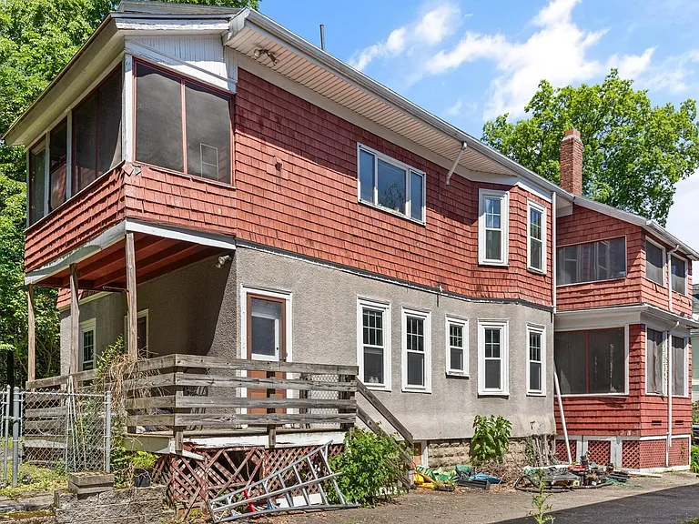 212 Maplewood St #214 — Photo 33