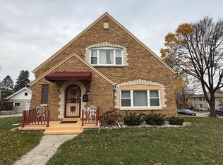 1030 E Howard Ave, Milwaukee, WI 53207