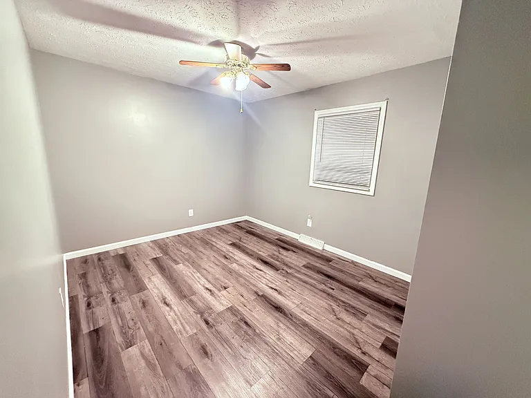 6109 Richmond Ave — Photo 12