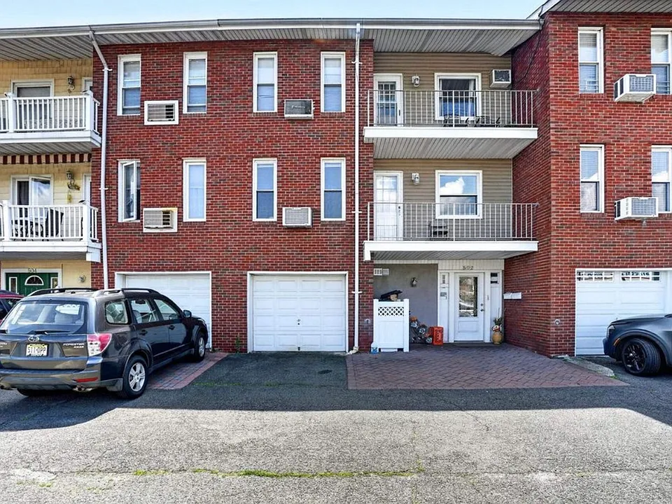 502 Avenue C #2