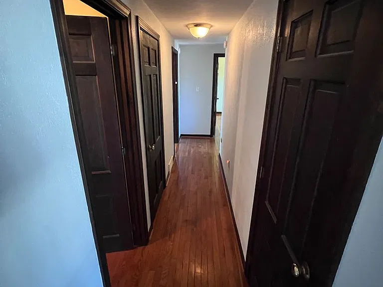 33 Meadowbrook Dr — Photo 17