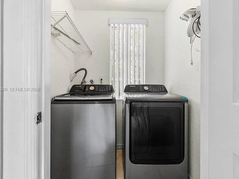 5090 SW 136th Ave — Photo 31