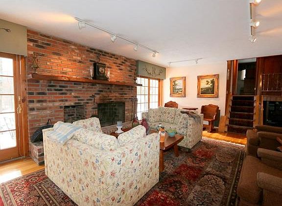 4th image of 3 Winthrop Dr